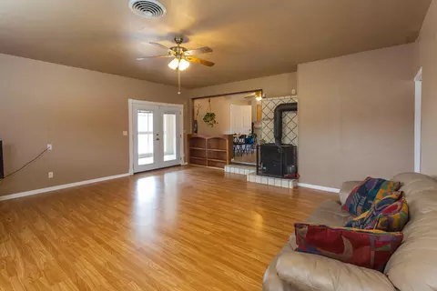 2815 Girvan Rd, Redding, CA 96001 photo 8