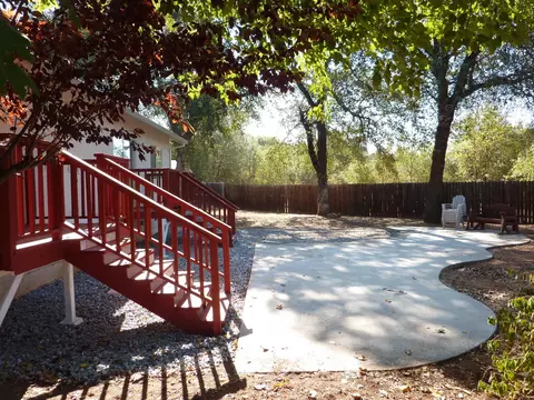 1099 Harpole Rd, Redding, CA 96002 photo 19