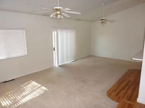 1099 Harpole Rd, Redding, CA 96002 photo 5