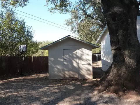 1099 Harpole Rd, Redding, CA 96002 photo 16