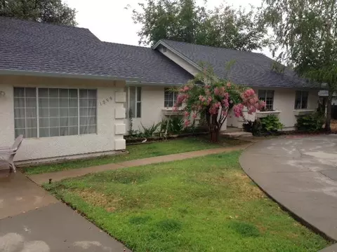 1099 Harpole Rd, Redding, CA 96002 photo 3