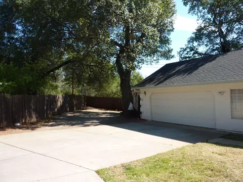 1099 Harpole Rd, Redding, CA 96002 photo 22