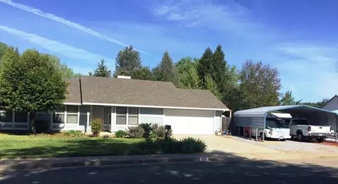 6716 Creekside St, Redding, CA 96001 photo 2