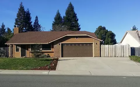 2760 Howard Dr, Redding, CA 96001 photo 1