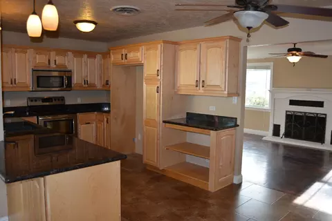 5561 Willow Rd, Redding, CA 96001 photo 7