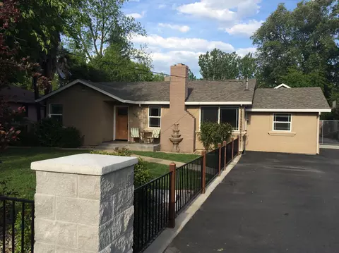 5561 Willow Rd, Redding, CA 96001 photo 1