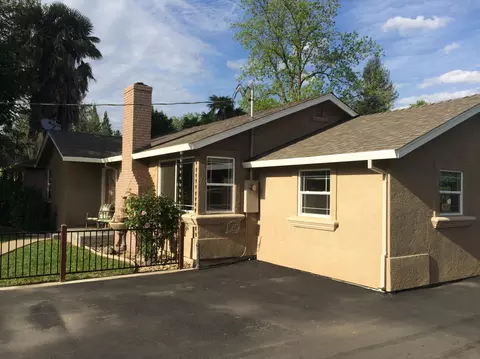 5561 Willow Rd, Redding, CA 96001 photo 2