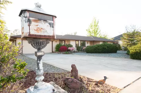 3131 Panorama Dr, Redding, CA 96003 photo 18