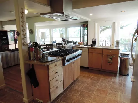 27723 Raspberry Ln, Oak Run, CA 96069 photo 27
