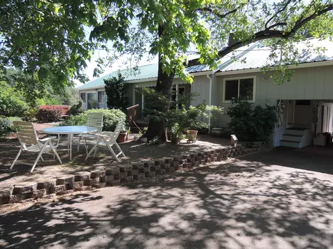 27723 Raspberry Ln, Oak Run, CA 96069 photo 14