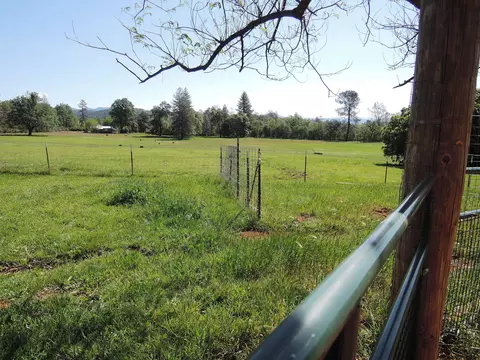 27723 Raspberry Ln, Oak Run, CA 96069 photo 21