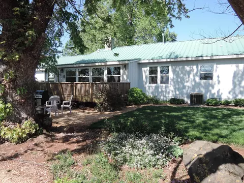 27723 Raspberry Ln, Oak Run, CA 96069 photo 19