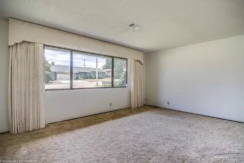 3980 Oro St, Redding, CA 96001 photo 17