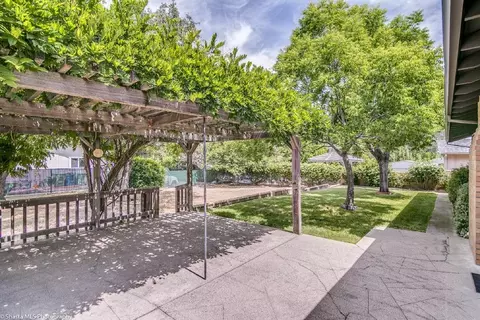 3980 Oro St, Redding, CA 96001 photo 22