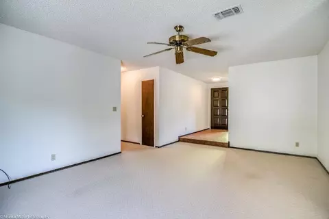 3980 Oro St, Redding, CA 96001 photo 9