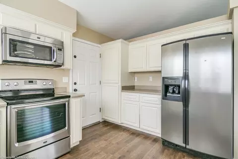 1073 Grouse Dr, Redding, CA 96003 photo 9