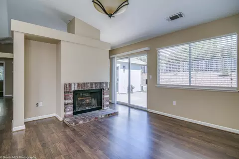 1073 Grouse Dr, Redding, CA 96003 photo 5