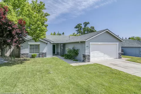 1073 Grouse Dr, Redding, CA 96003 photo 1