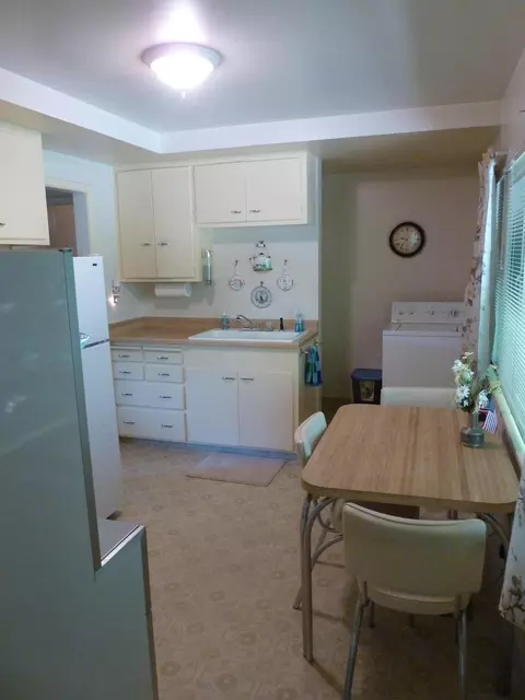 2930 Pioneer Dr, Redding, CA 96001 photo 16