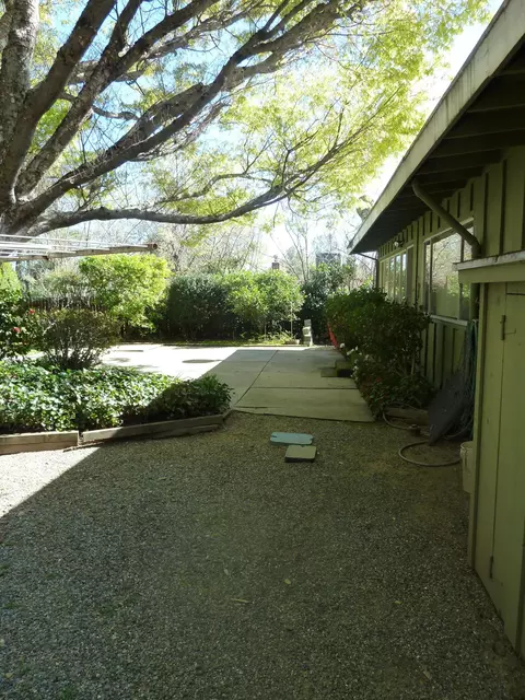 2930 Pioneer Dr, Redding, CA 96001 photo 29