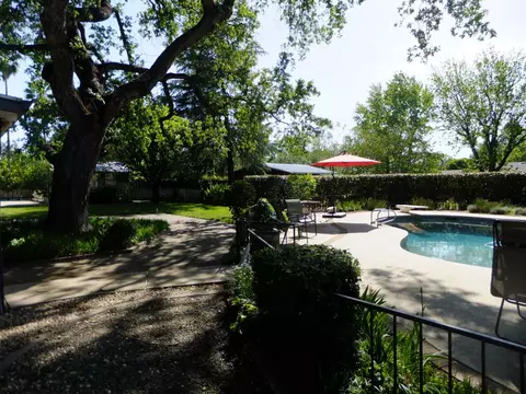 7054 Hermosa Way, Redding, CA 96002 photo 21
