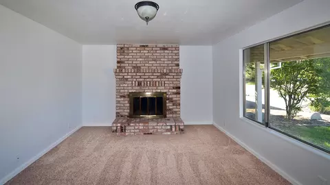 2191 Glengary Dr, Redding, CA 96001 photo 3