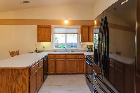 6710 Mullen Pkwy, Redding, CA 96001 photo 9