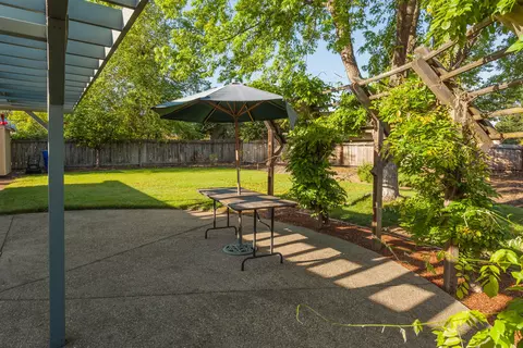 6710 Mullen Pkwy, Redding, CA 96001 photo 25