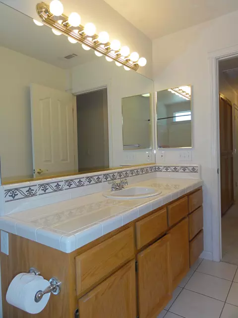 1325 Lavender Way, Redding, CA 96003 photo 18