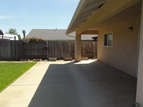 1325 Lavender Way, Redding, CA 96003 photo 27