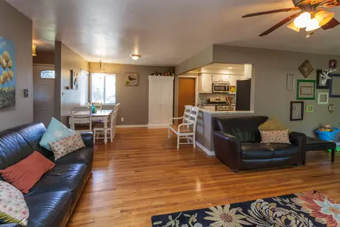 2384 Hawn Ave, Redding, CA 96002 photo 7