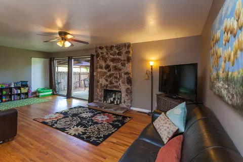 2384 Hawn Ave, Redding, CA 96002 photo 6