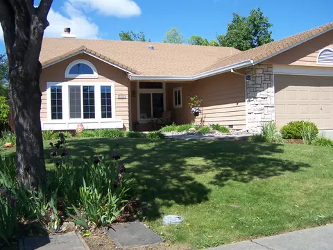 2546 Yana Ave, Redding, CA 96002 photo 2