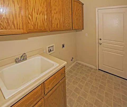 2377 Suzette Ave, Redding, CA 96002 photo 24