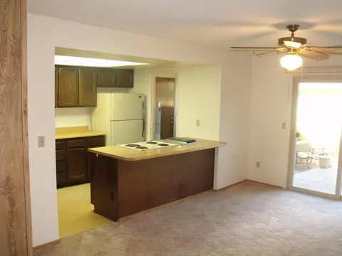 1148 Woodland, Redding, CA 96002 photo 5