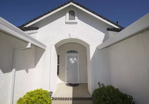 893 Paramount Way, Redding, CA 96003 photo 3