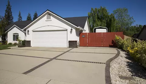 893 Paramount Way, Redding, CA 96003 photo 26