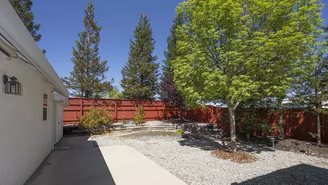 893 Paramount Way, Redding, CA 96003 photo 31