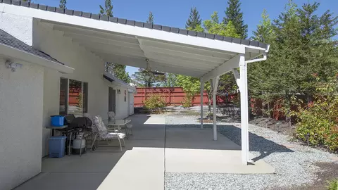 893 Paramount Way, Redding, CA 96003 photo 25