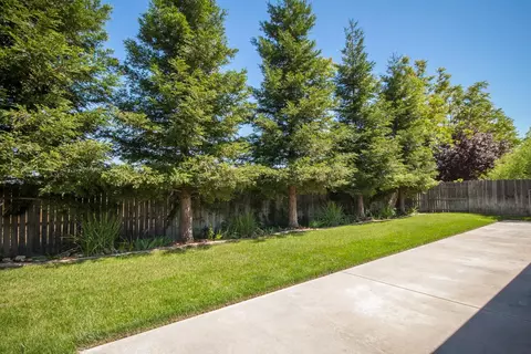 3459 Cockerill Dr, Redding, CA 96002 photo 10