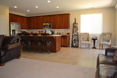 3364 Carlsbad Ct, Redding, CA 96002 photo 12