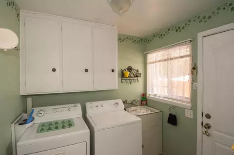 1615 Walnut Ave, Redding, CA 96001 photo 11