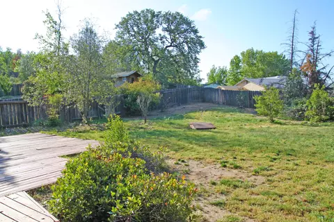2117 Tiburon Dr, Redding, CA 96003 photo 15
