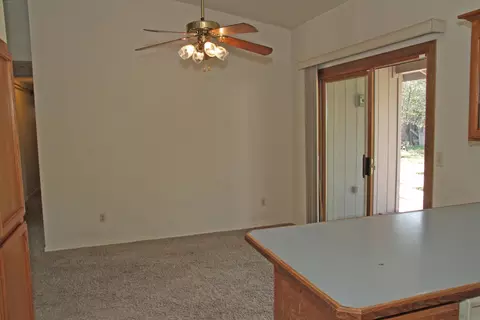 2117 Tiburon Dr, Redding, CA 96003 photo 5