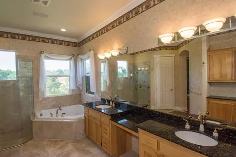 13344 Luna Dr, Redding, CA 96003 photo 16