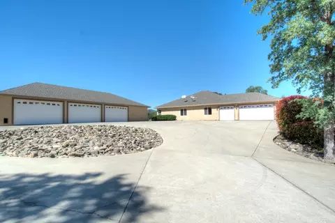 13344 Luna Dr, Redding, CA 96003 photo 7