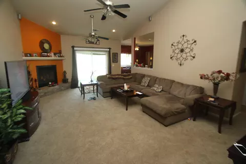 12068 Kern Dr, Redding, CA 96003 photo 13
