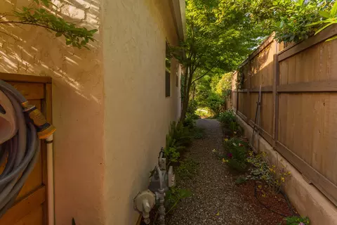 3520 Sunset Dr, Redding, CA 96001 photo 59