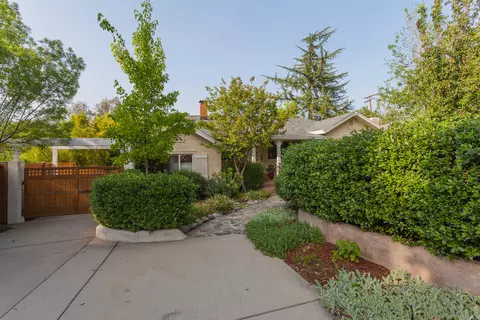 3520 Sunset Dr, Redding, CA 96001 photo 1