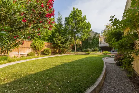 3520 Sunset Dr, Redding, CA 96001 photo 51